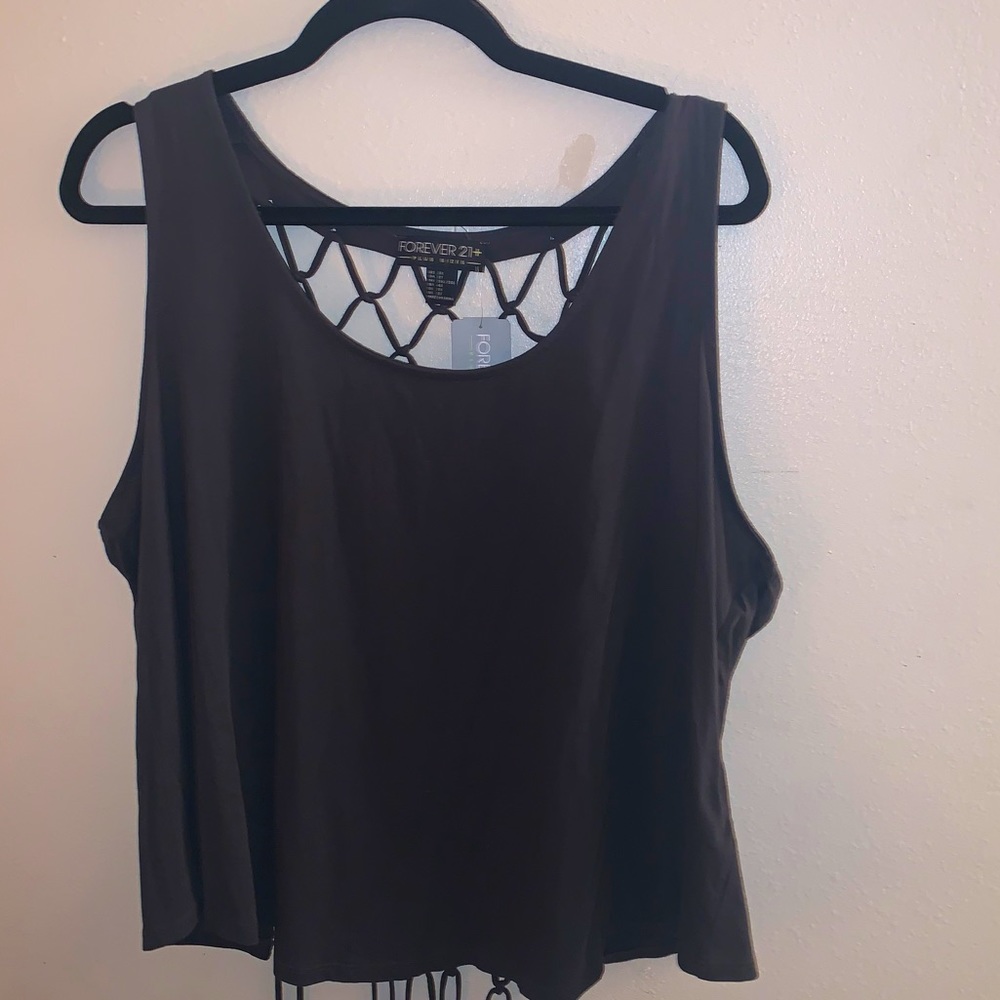 Knit sleeveless top